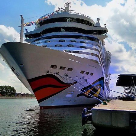 Appartamento Vormann Jantzen, Direkt Am Leuchtturm Rostock Esterno foto